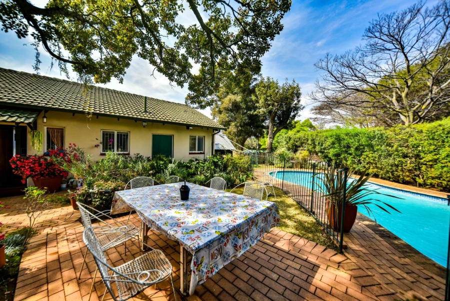 3 Bedroom Property for Sale in Garsfontein Gauteng