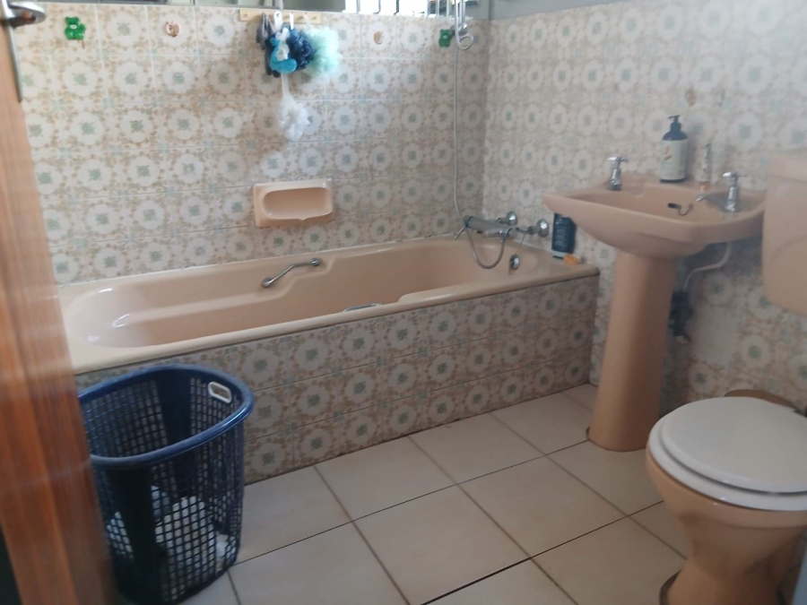 4 Bedroom Property for Sale in Lambton Gauteng