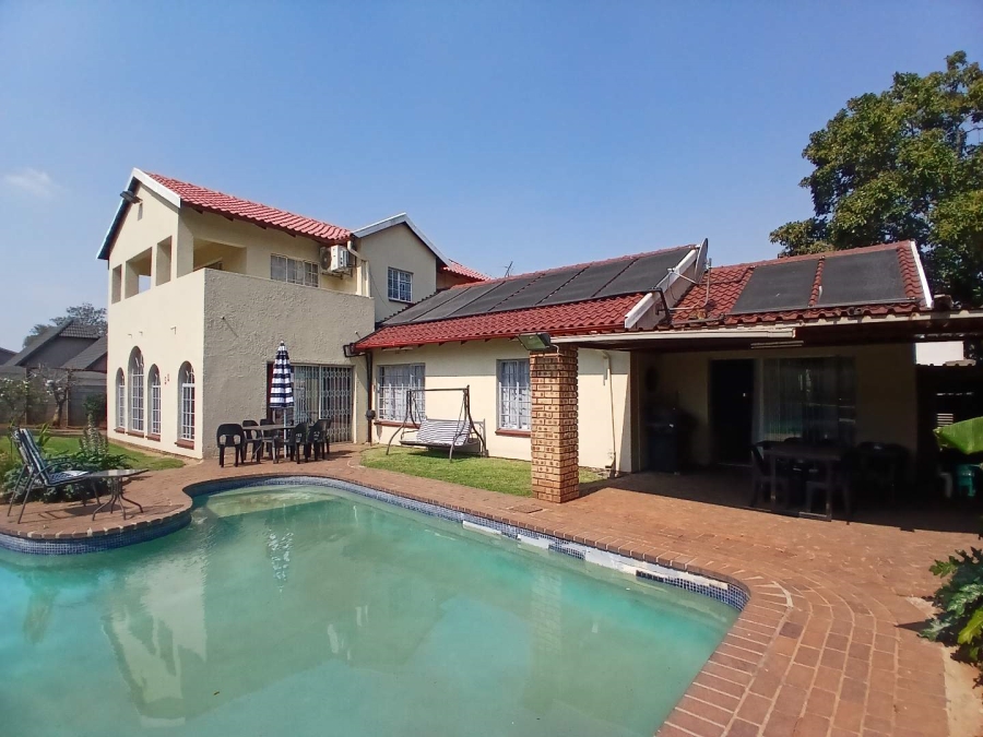 4 Bedroom Property for Sale in Lambton Gauteng
