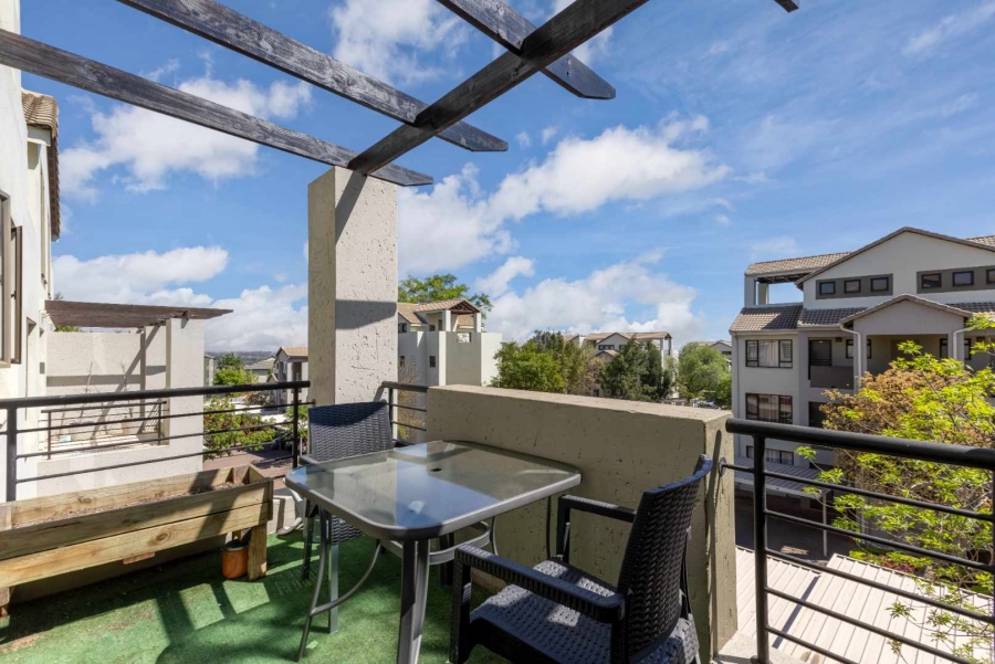 1 Bedroom Property for Sale in Beverley Gauteng