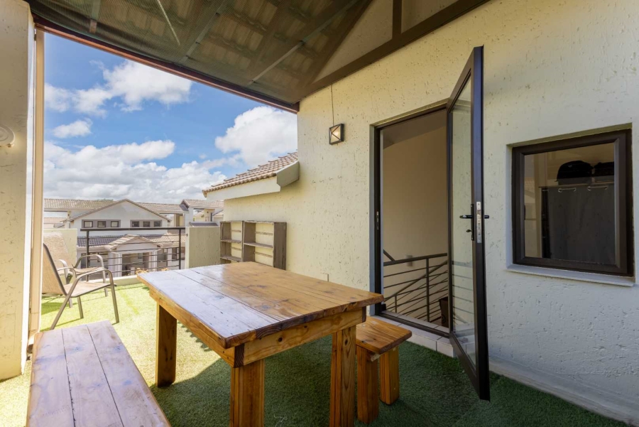 1 Bedroom Property for Sale in Beverley Gauteng