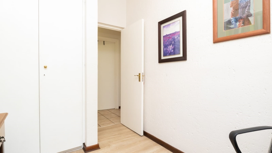 To Let 3 Bedroom Property for Rent in Broadacres Gauteng