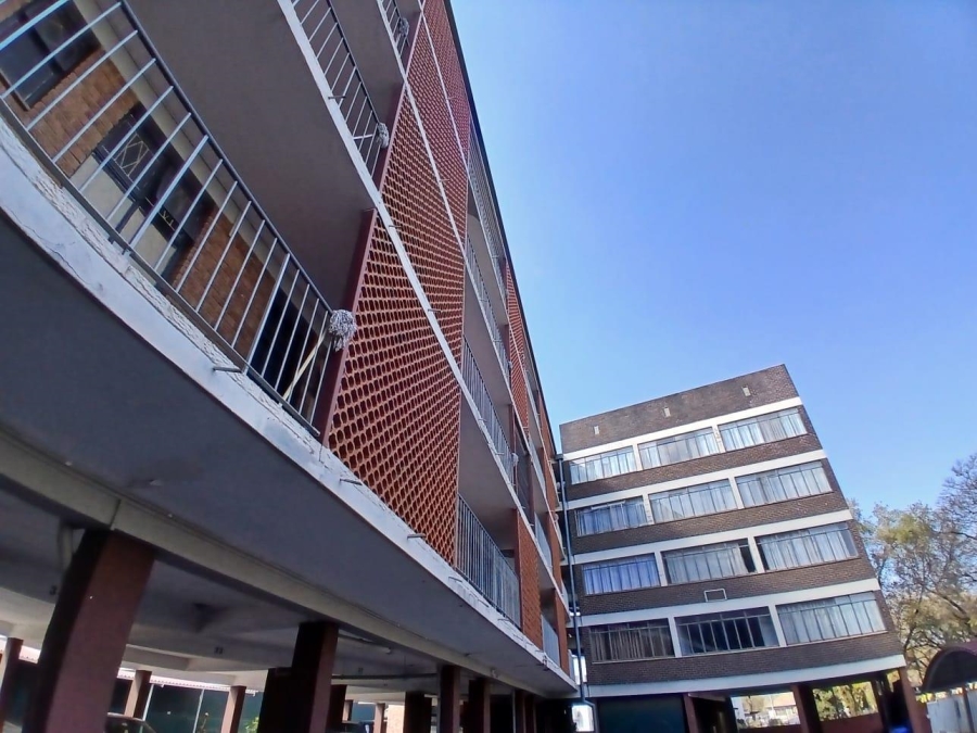 To Let 1 Bedroom Property for Rent in Arcadia Gauteng