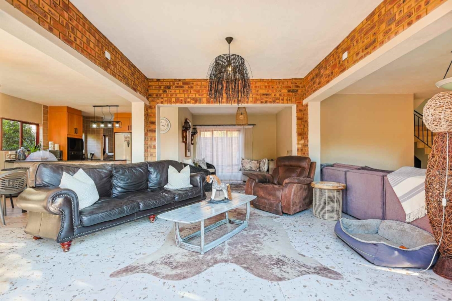 To Let 3 Bedroom Property for Rent in Silver Lakes Golf Estate Gauteng