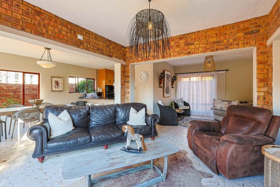 To Let 3 Bedroom Property for Rent in Silver Lakes Golf Estate Gauteng
