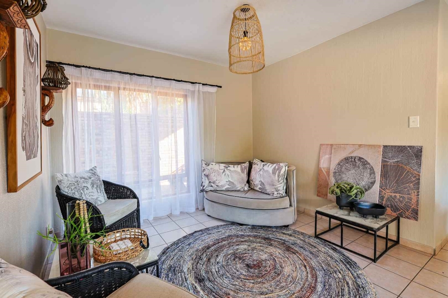 To Let 3 Bedroom Property for Rent in Silver Lakes Golf Estate Gauteng