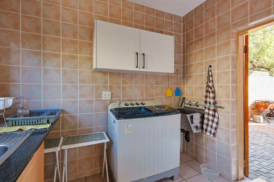 To Let 3 Bedroom Property for Rent in Silver Lakes Golf Estate Gauteng