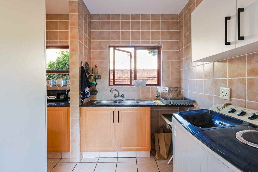 To Let 3 Bedroom Property for Rent in Silver Lakes Golf Estate Gauteng