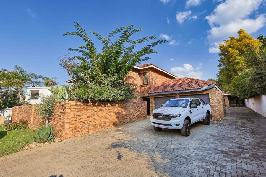 To Let 3 Bedroom Property for Rent in Silver Lakes Golf Estate Gauteng