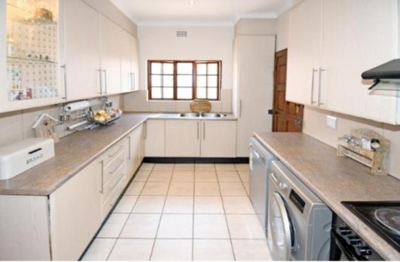 To Let 3 Bedroom Property for Rent in Highlands Gauteng