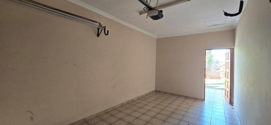 3 Bedroom Property for Sale in Sinoville Gauteng