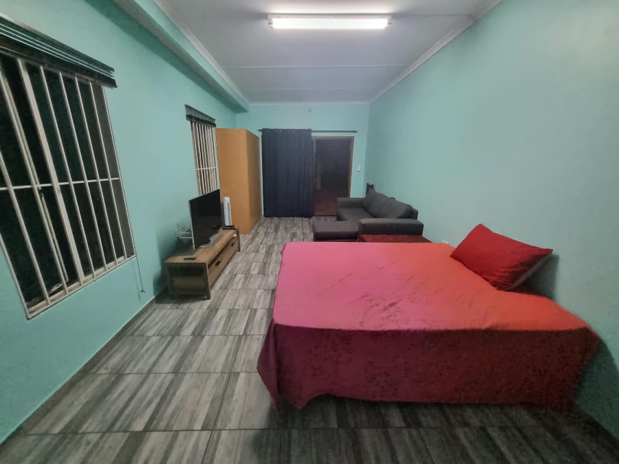 To Let 1 Bedroom Property for Rent in Brackenhurst Gauteng