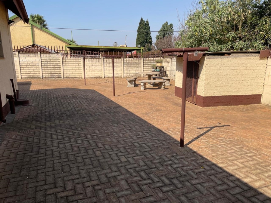 3 Bedroom Property for Sale in Witpoortjie Gauteng