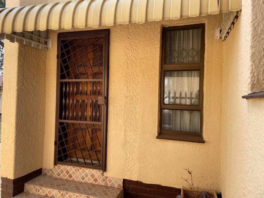 3 Bedroom Property for Sale in Witpoortjie Gauteng