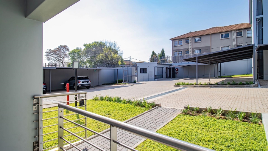 2 Bedroom Property for Sale in Ferndale Gauteng