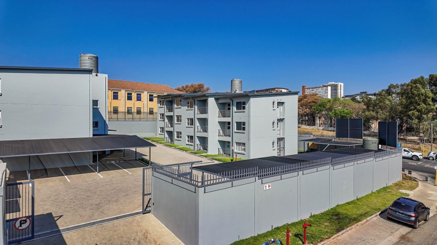 2 Bedroom Property for Sale in Ferndale Gauteng