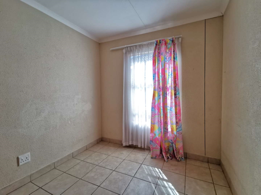 To Let 2 Bedroom Property for Rent in Leopard