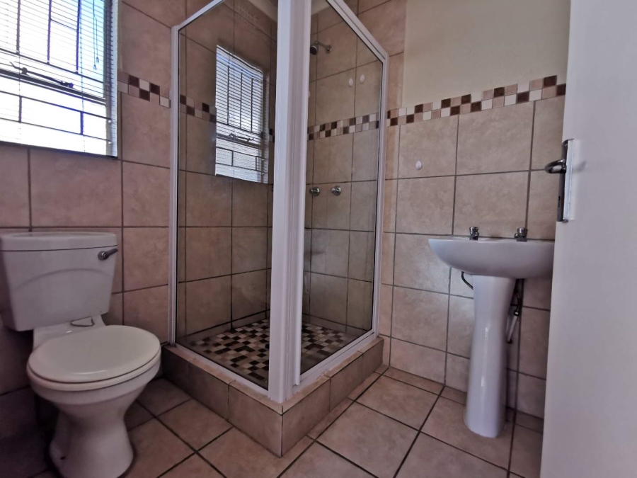 To Let 2 Bedroom Property for Rent in Leopard