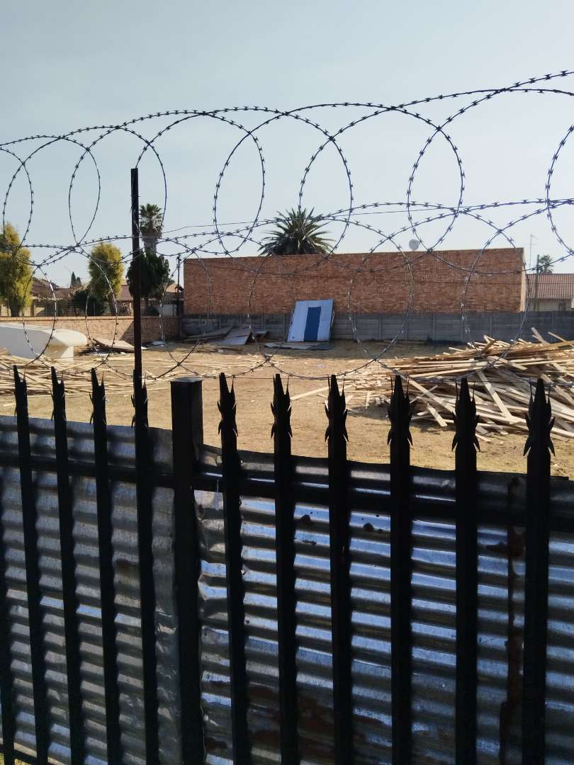 0 Bedroom Property for Sale in Bakerton Gauteng
