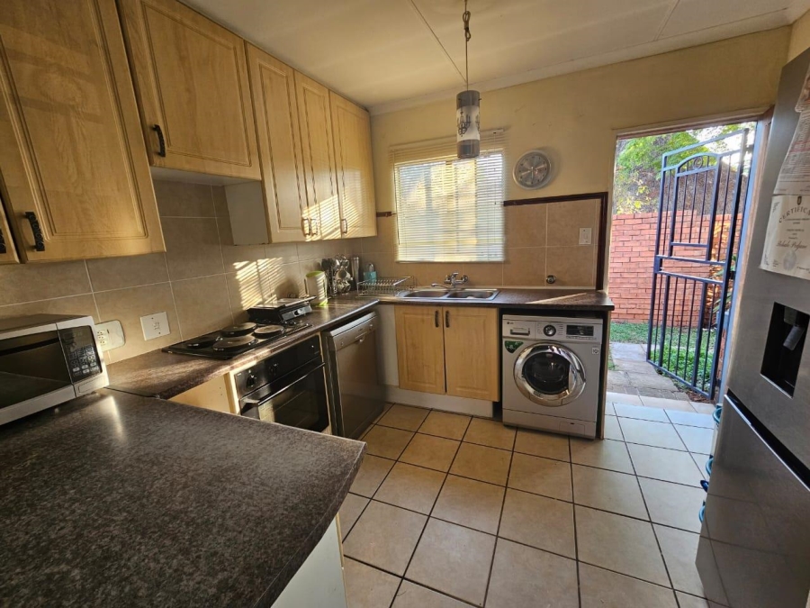 2 Bedroom Property for Sale in Equestria Gauteng