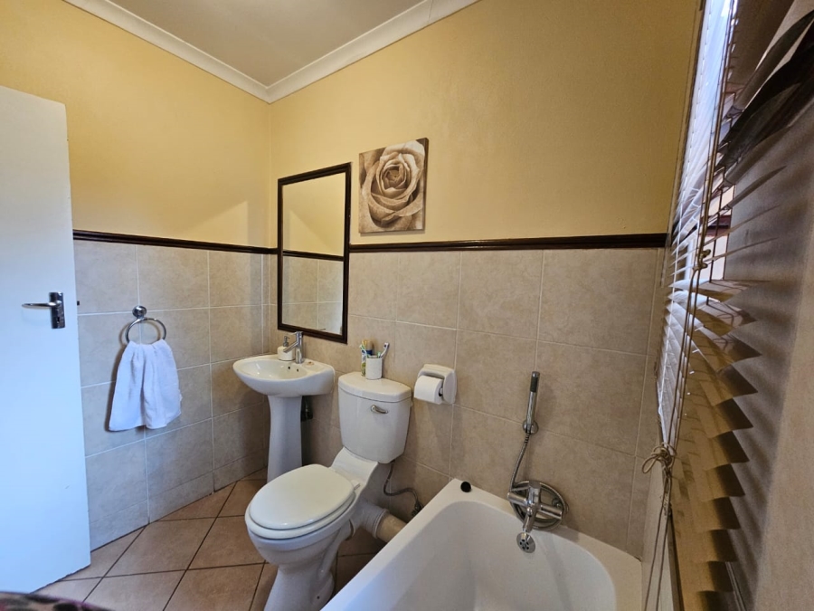 2 Bedroom Property for Sale in Equestria Gauteng