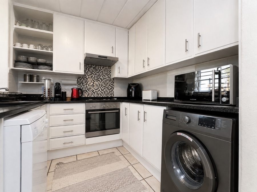 3 Bedroom Property for Sale in Dowerglen Gauteng