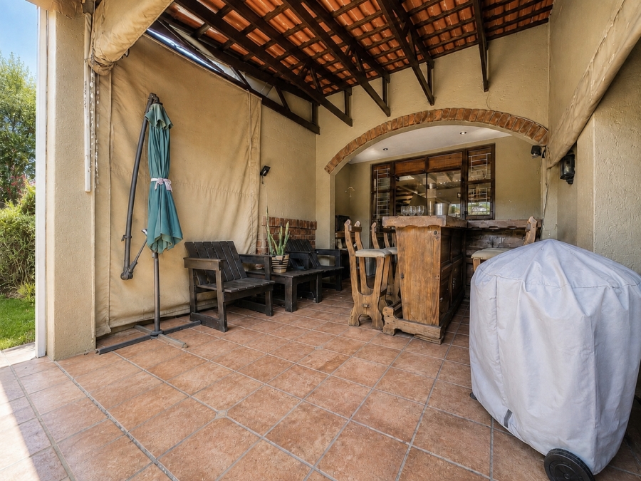 3 Bedroom Property for Sale in Dowerglen Gauteng