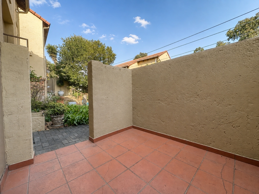 3 Bedroom Property for Sale in Dowerglen Gauteng
