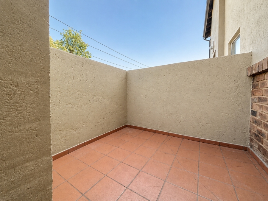 3 Bedroom Property for Sale in Dowerglen Gauteng