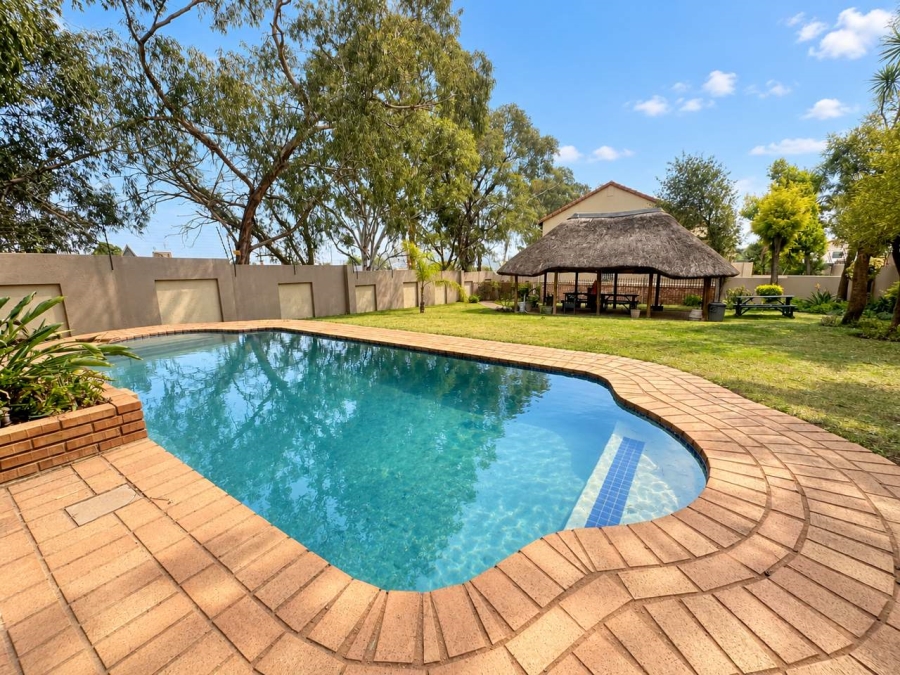 3 Bedroom Property for Sale in Dowerglen Gauteng