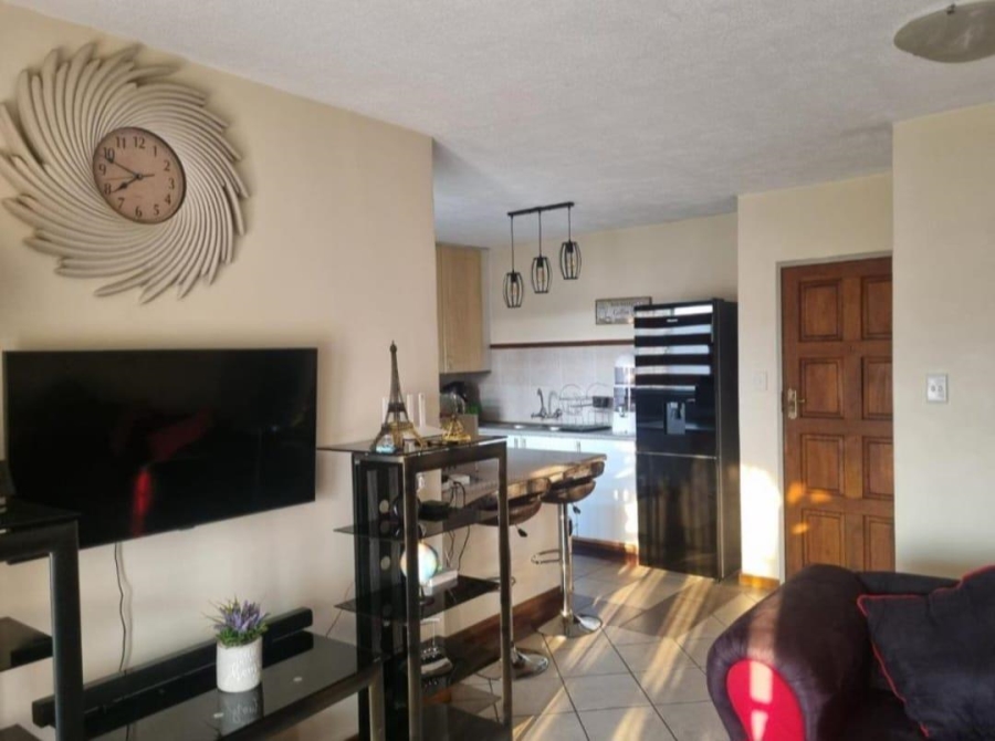 2 Bedroom Property for Sale in Noordwyk Gauteng