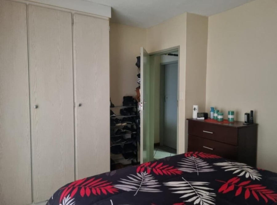 2 Bedroom Property for Sale in Noordwyk Gauteng