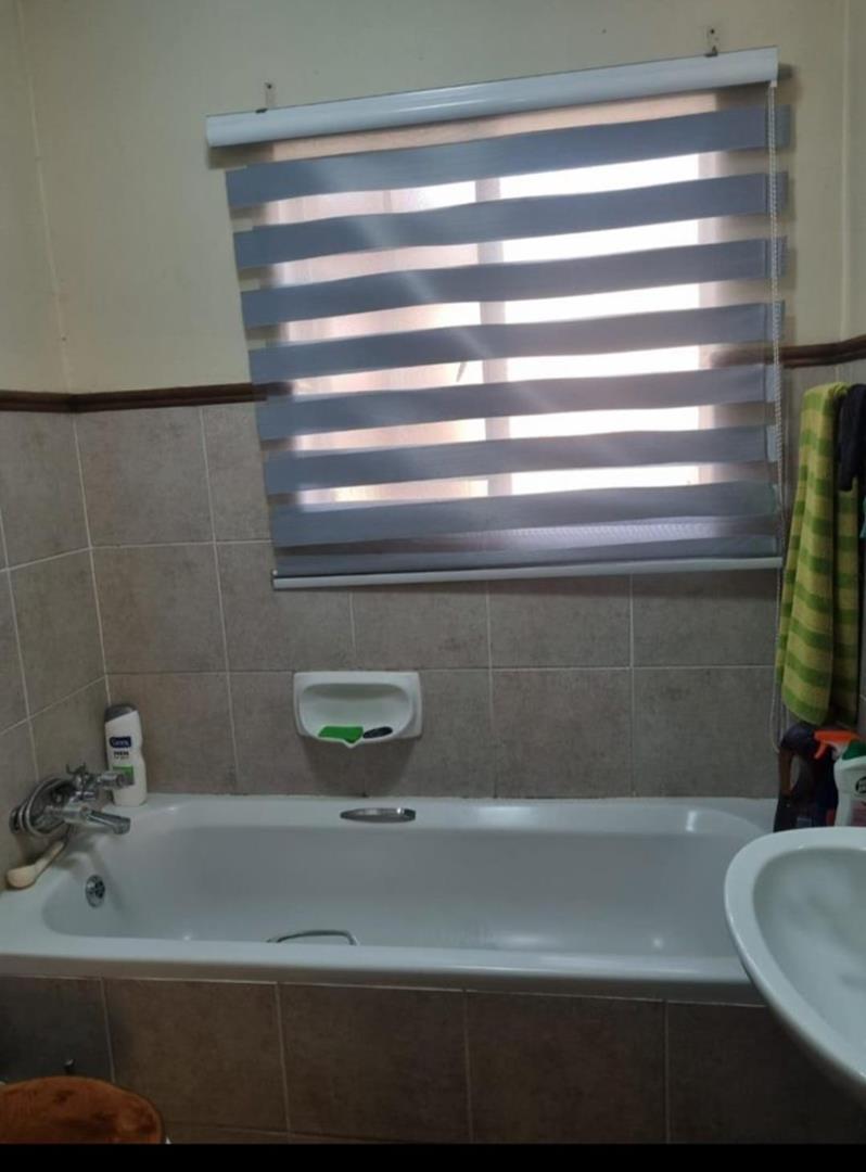 2 Bedroom Property for Sale in Noordwyk Gauteng