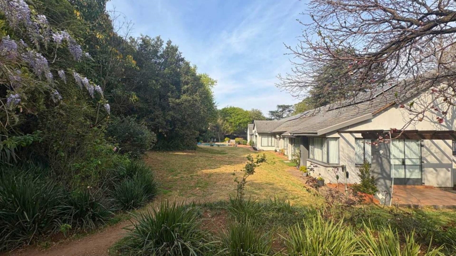 9 Bedroom Property for Sale in Bryanston Gauteng