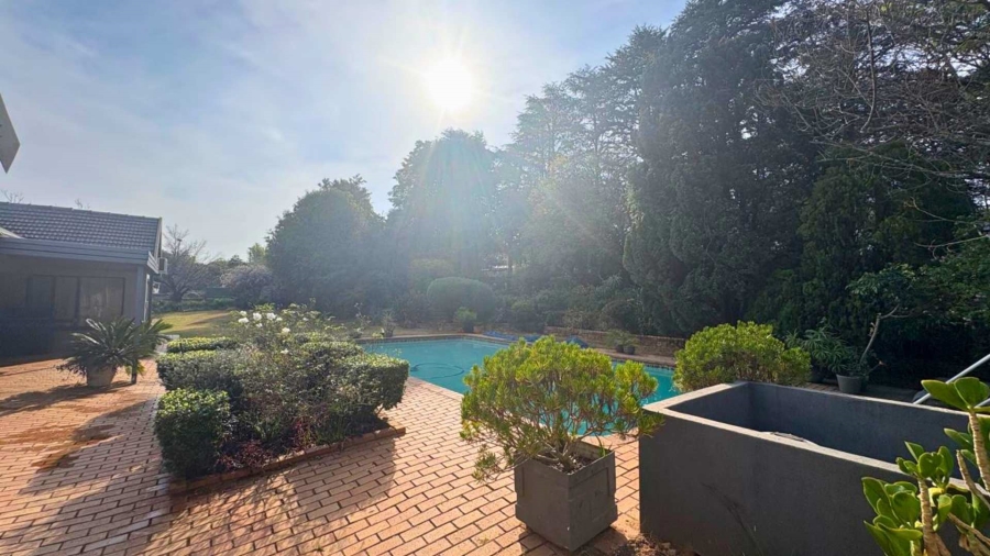 9 Bedroom Property for Sale in Bryanston Gauteng