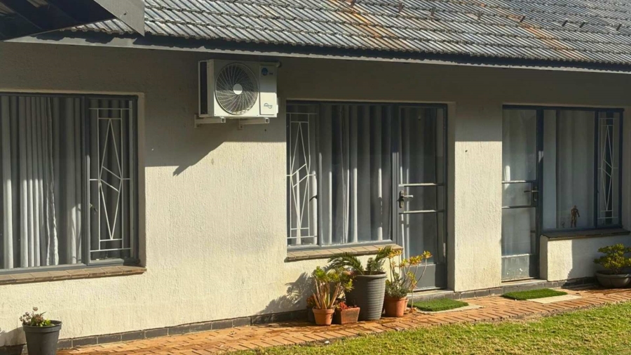 9 Bedroom Property for Sale in Bryanston Gauteng