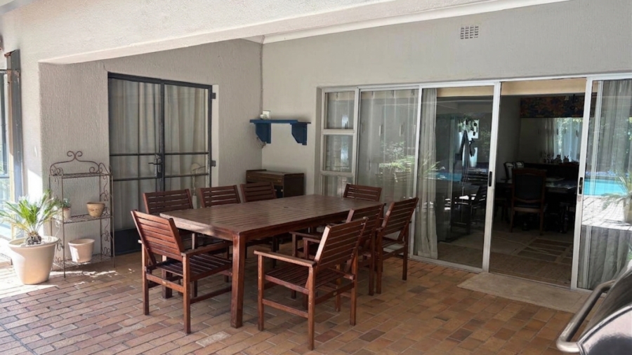 9 Bedroom Property for Sale in Bryanston Gauteng
