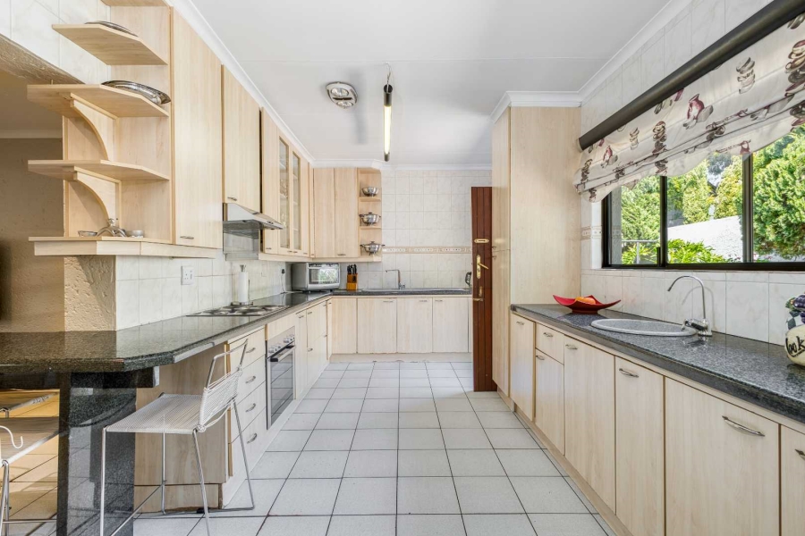 4 Bedroom Property for Sale in Fourways Gardens Gauteng