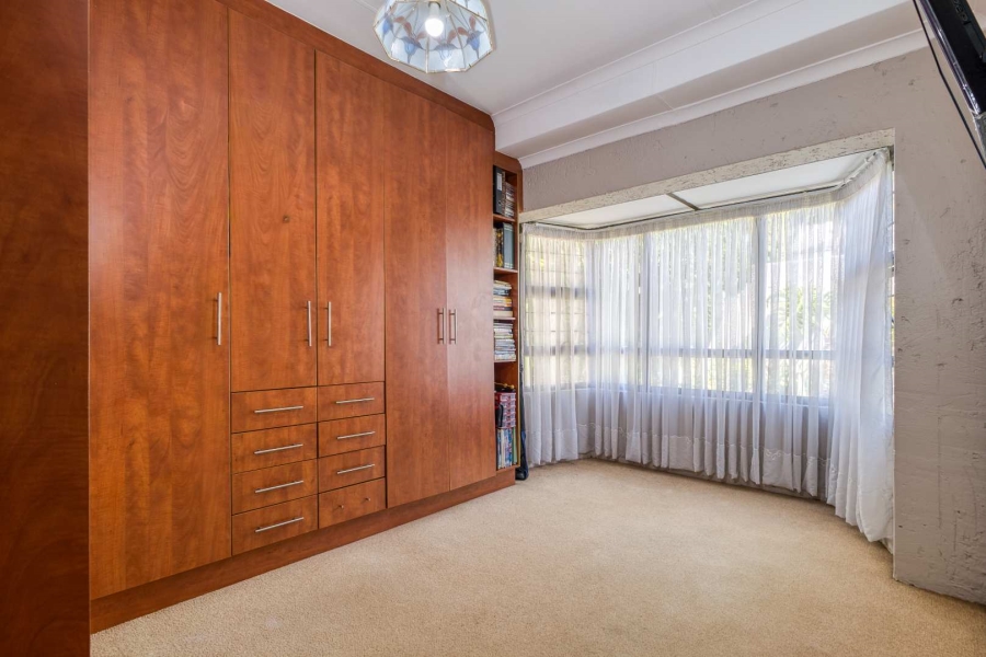 4 Bedroom Property for Sale in Fourways Gardens Gauteng