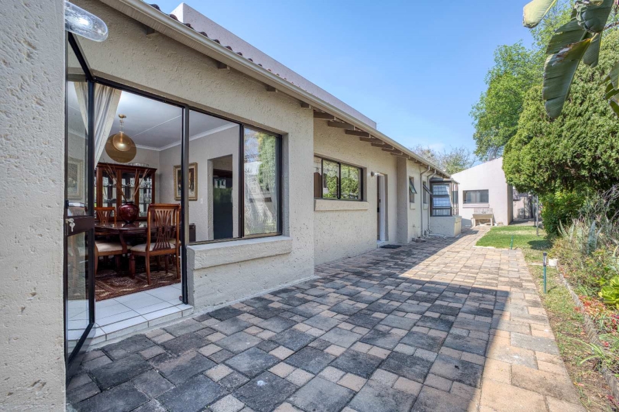 4 Bedroom Property for Sale in Fourways Gardens Gauteng