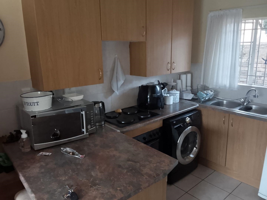 2 Bedroom Property for Sale in Wilgeheuwel Gauteng