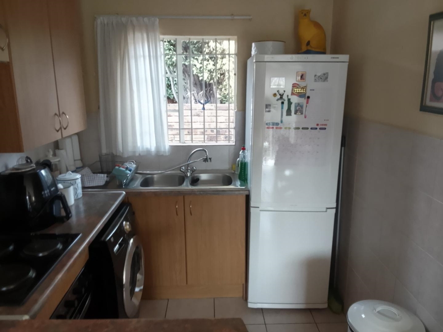 2 Bedroom Property for Sale in Wilgeheuwel Gauteng