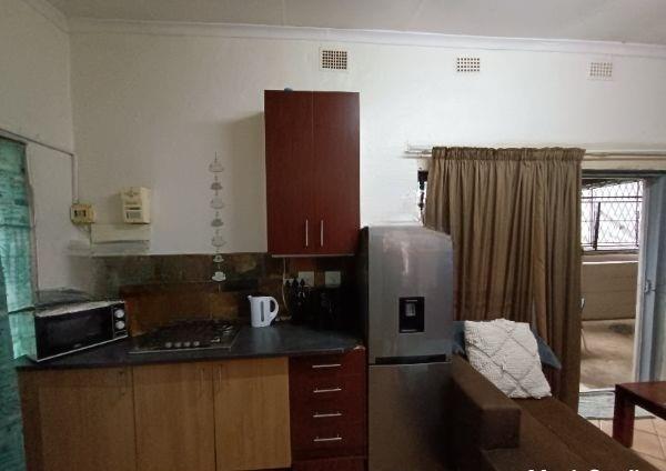 7 Bedroom Property for Sale in Valhalla Gauteng