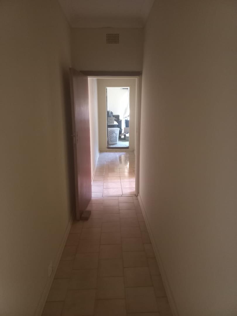 7 Bedroom Property for Sale in Valhalla Gauteng
