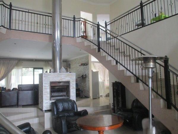 5 Bedroom Property for Sale in Blue Valley Golf Estate Gauteng