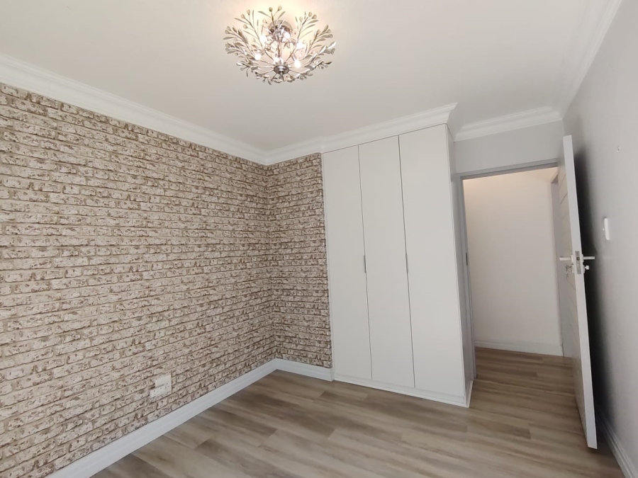 To Let 2 Bedroom Property for Rent in Morningside Gauteng