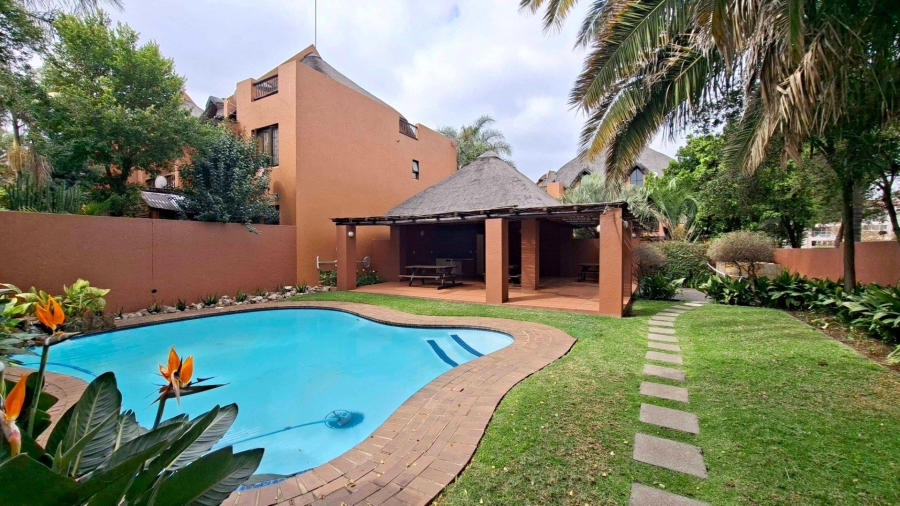 2 Bedroom Property for Sale in Sunninghill Gauteng
