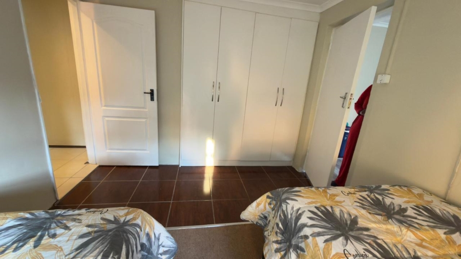 4 Bedroom Property for Sale in Heuweloord Gauteng