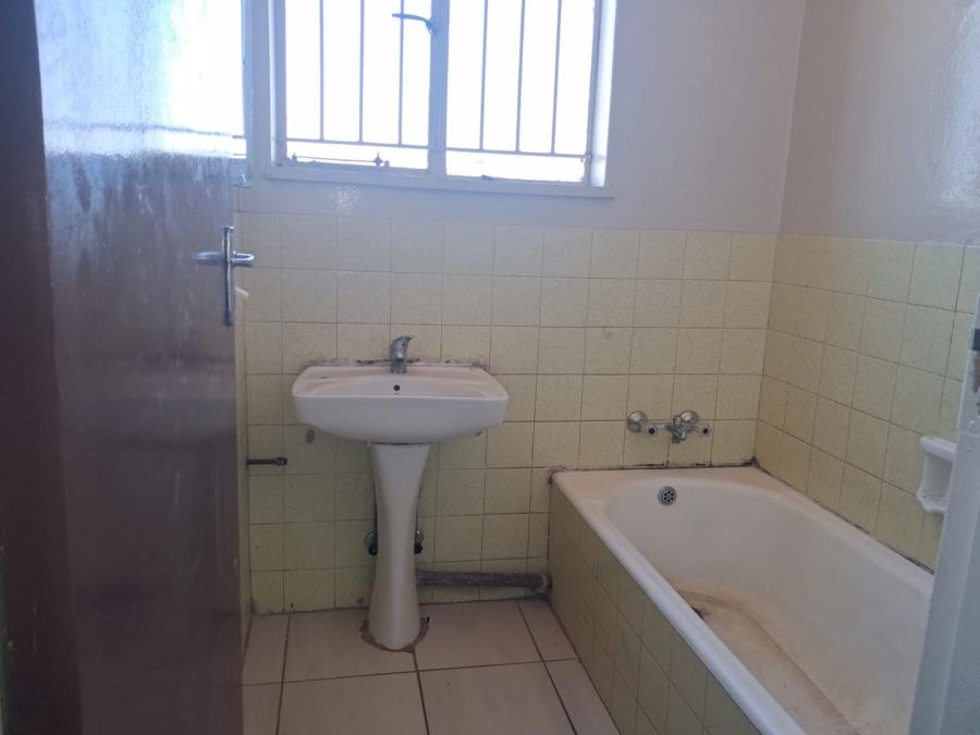 3 Bedroom Property for Sale in Yeoville Gauteng