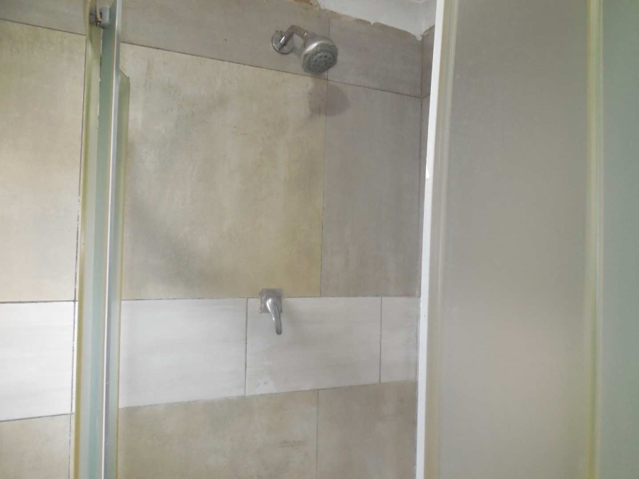To Let 1 Bedroom Property for Rent in East Lynne Gauteng